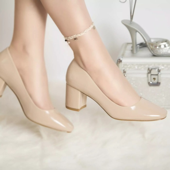 Pantofi cu toc alyssa bej piele ecologica lacuita, 36