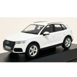 Macheta auto Audi Q5 2017 alb ibis, 1:43 Spark Dealer edition
