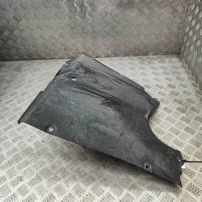 Scut motor st&acirc;nga spate VW PASSAT B8 3G2 2018 OEM: 3G0825205B