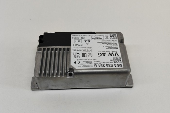 Modul de control Bluetooth SKODA KAROQ NU7 2023 OEM: 5WA035284G,5WA035284B | 25399217
