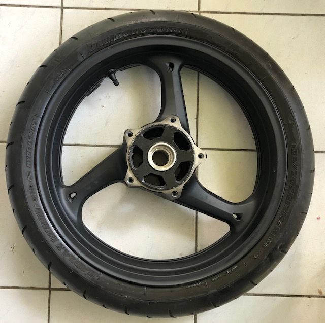 Roata fata Suzuki GSR600 GSR750 2006-2016 J17M/C x MT3.5