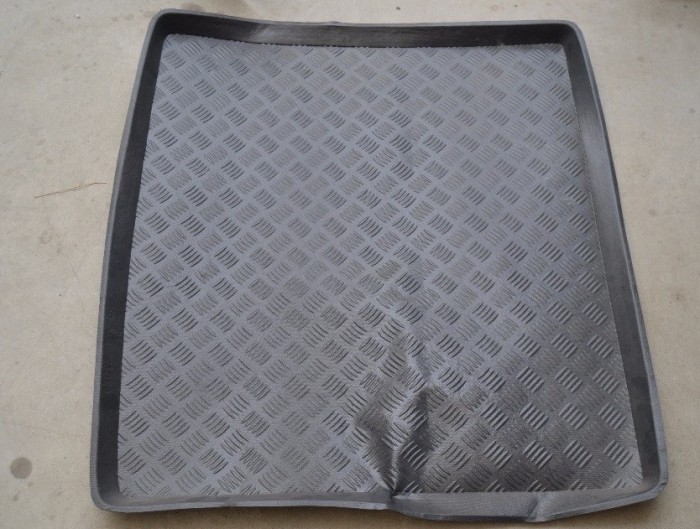 Tavita portbagaj Bmw X1 (E84), 09.2009-2015 , fara panza antialunecare - PRODUS RESIGILAT -VEZI POZE Tavita portbagaj Bmw X1 (E84), 09.2009-2015 , fara panza antialunecare - PRODUS RESIGILAT -VEZI POZE