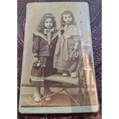 Fotografie 2 fetite, tip CDV