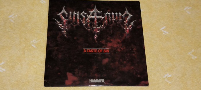 COMPACT DISC AUDIO SINSAENUM - A TASTE OF SIN
