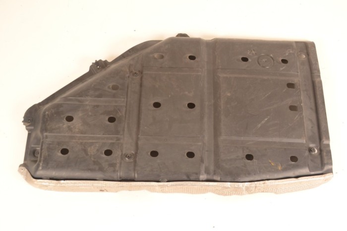Scut motor central spate LEXUS RX _L2_ 2018 OEM: 77641-48100,77606-48150 14891842