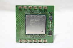 Procesor CPU Intel Xeon SL5U8 2000DP/256L2/400/1.7V Socket 603 604 - vintage