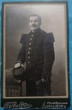 Fotografie tip CDV, Subofiter de infanterie, francez in uniforma de ceremonie, inceput de secol XX