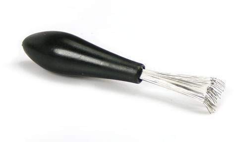 Instrument pentru curatarea periilor de par