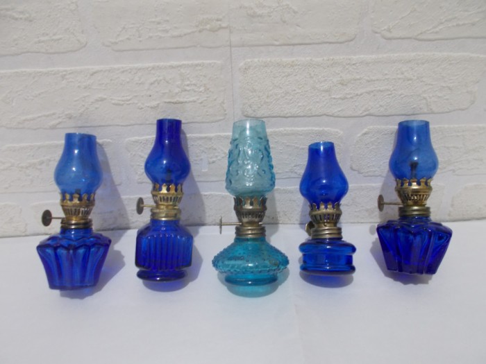 Lichidare colectie !!! LOT 5 LAMPI micute din STICLA cu petrol / gaz lampant