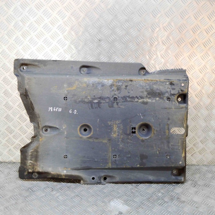 Scut motor st&acirc;nga spate NISSAN QASHQAI II J11, J11_ 2014 OEM: 74815-4EA0A