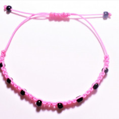 Bratara tip shamballa roz neon cu margele negre