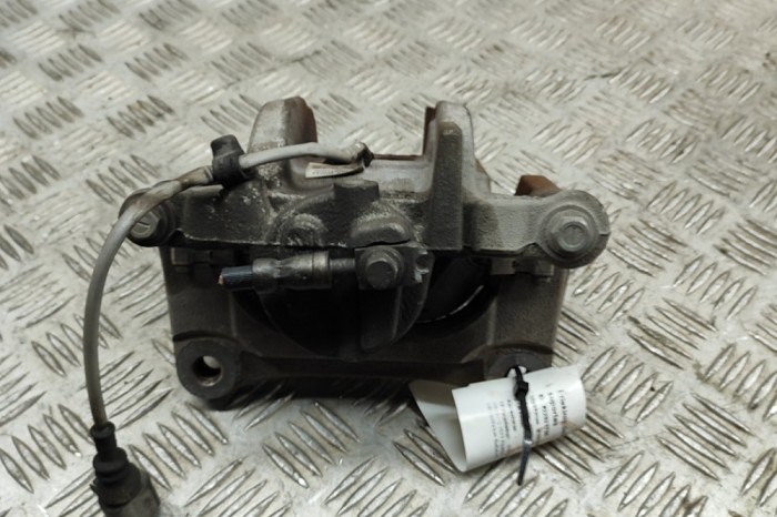 Etrier de fr&acirc;nă dreapta față VW ID.3 E11 2021 OEM: 1EA615106F 22921756