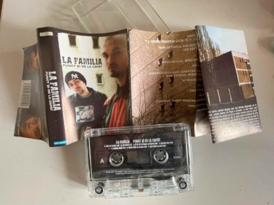 la familia punct si de la capat album caseta audio muzica rap hip hop Cat music records 2003 foto