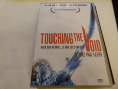 Touching the void foto