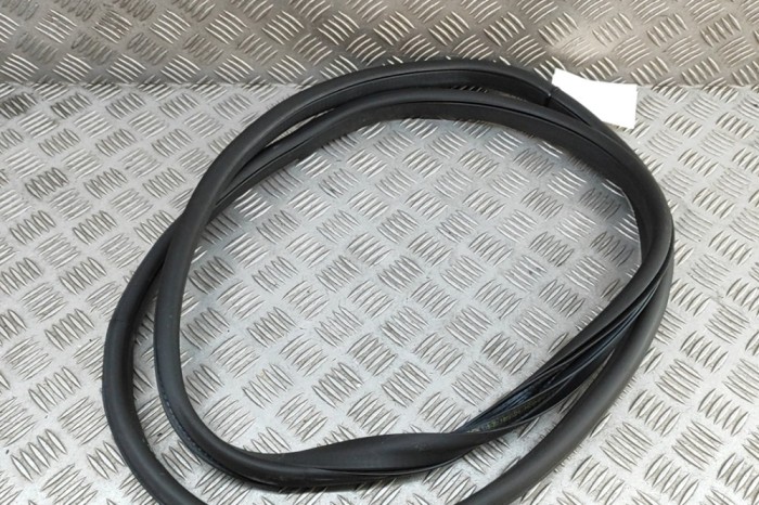 Garnitura ușă st&acirc;nga spate INFINITI Q30 2019 OEM: 82831-5DA3A | 31517709