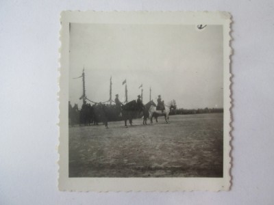 Foto colectie 63 x 60 mm de la manevrele militare regale-Balta Verde oct.1933 foto
