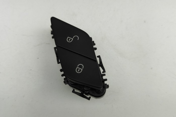 Comutator &icirc;nchidere centralizată MERCEDES-BENZ E W213 2018 OEM: A2139059703 30740645