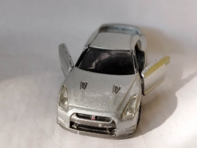 bnk jc Tomica Tomy Nissan GTR Silver 1/61 foto