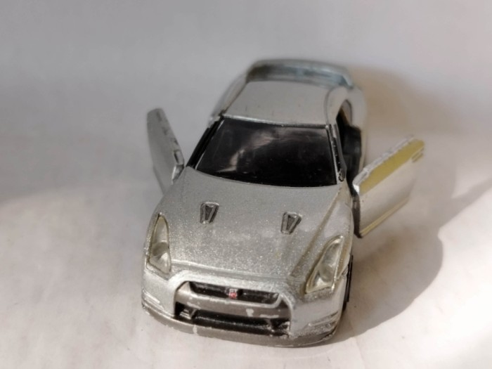 bnk jc Tomica Tomy Nissan GTR Silver 1/61