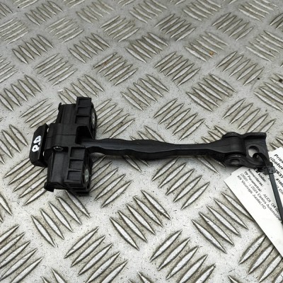 Limitator ușă st&amp;acirc;nga față AUDI Q4 SUV F4B 2024 OEM: 11A837249A 32637446 foto