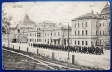 Bucovina - 1928 - Cernauti - Gara cu pluton de soldati - printata, circulata, 2 timbre partial intacte, Editura Leon Konig, prezinta unele indoituri