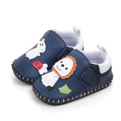 Pantofiori baietei - Leul si iepurasul (Marime Disponibila: 3-6 luni (Marimea foto