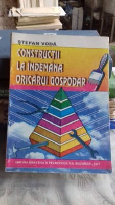 CONSTRUCTIA LA INDEMANA ORICARUI GOSPODAR - STEFAN VODA foto