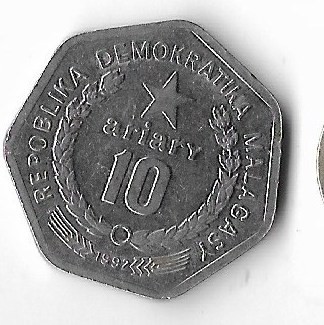 Moneda 10 ariary 1992 - Madagascar foto