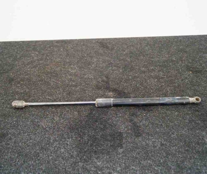 Amortizor haion dreapta VW PASSAT Variant B6 3C5 2006 OEM: 3C9827550A 2298354