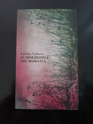Katerina Tuckova - Dumnezeitele din Moravia, 2012 foto
