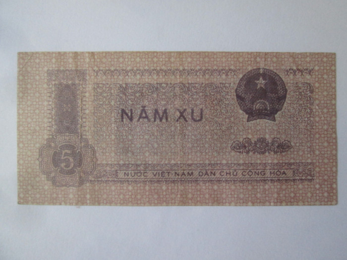 Rara! Vietnam 5 Xu 1975,bancnota din imagini in stare f.buna