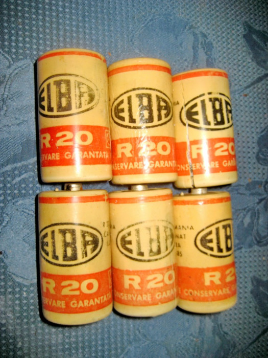 A495-Set 6 baterii ELBA Timisoara plastic deasupra.