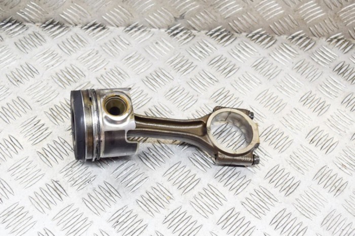 Piston VW PASSAT B6 3C2 2006 OEM: 03G107065J,038198401D | 14195563