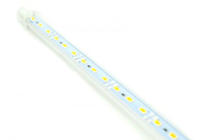 Banda led rigida 5630 korea chip cu profil 886AL 1m. 12V. Lumina alb rece 6000k 18W. Cod: ALSZ05 Automotive TrustedCars