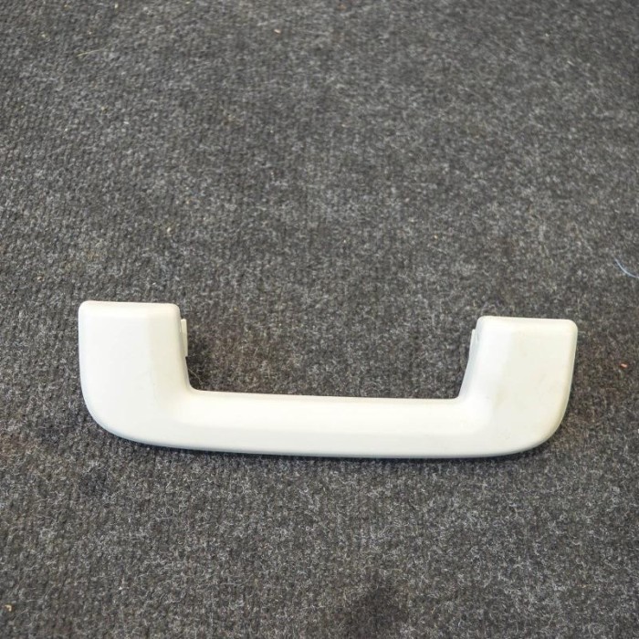 M&acirc;ner plafon dreapta față VOLVO XC90 II 2017 OEM: 31305679 3398919