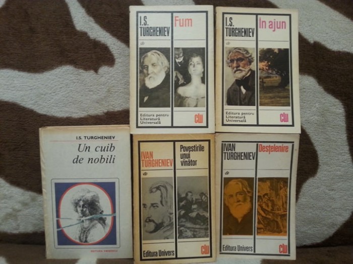 UN CUIB DE NOBILI/POVESTIRILE UNUI VANATOR/DESTELENIRE/IN AJUN-IVAN TURGHENIEV