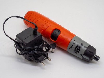 Surubelnita electrica Black&amp;amp;Decker cu acumulator foto