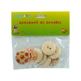 Accesorii creatie , nasturi din lemn 30 mm, natur cu modele flori, set 8 bucati