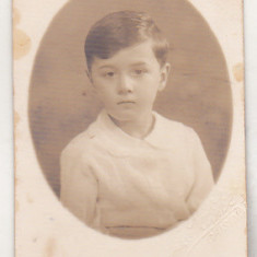 bnk foto - Portret de copil - Foto G Tasker Chisinau