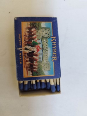 bnk div - Cutie cu chibrituri Pakistan - distribuita in Romania foto