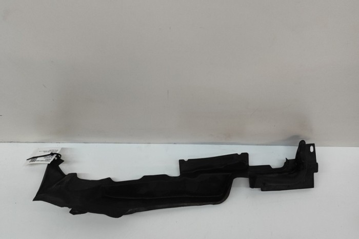 Aripa de plastic st&acirc;nga față AUDI A5 F53 2017 OEM: 8W6821169 | 31221833