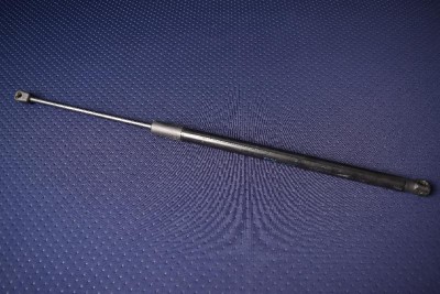 Amortizor haion dreapta VW PASSAT Variant B8 3G5 2015 OEM: 3G9827550A 2409548 foto