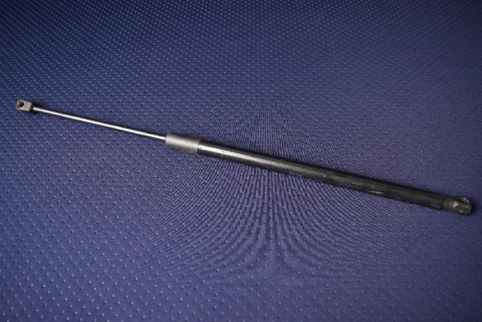 Amortizor haion dreapta VW PASSAT Variant B8 3G5 2015 OEM: 3G9827550A 2409548