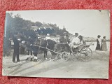 Fotografie tip carte postala, pe malul lacului cu trasura, inceput de secol XX