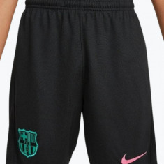 Pantaloni scurti baieti Nike 128-134 cm, 7-8 ani, Talie 63 cm, lungimea exterioara a cracului 36 cm, Negru, 128-134 CM