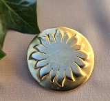BROSA VINTAGE DIN METAL AURIU, SOULEIADO