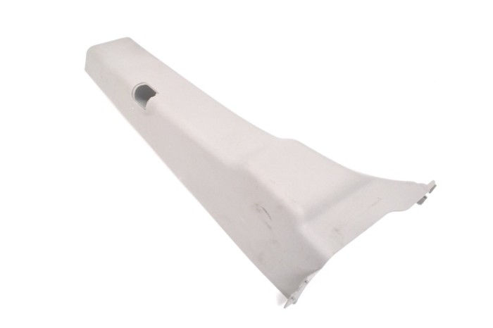 Ornament st&acirc;lp B dreapta VW ROUTAN 2013 OEM: POZ31ES3AD 13322905