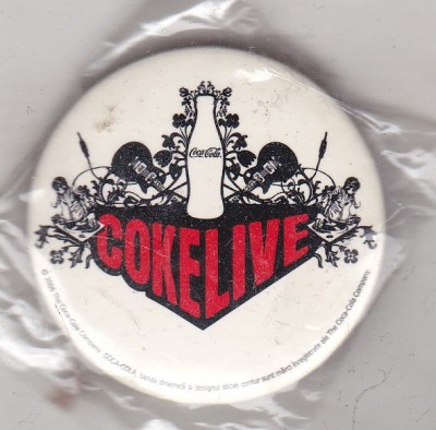 bnk ins Insigna tematica Coca Cola - Coke Live foto