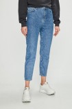 Review - Jeansi