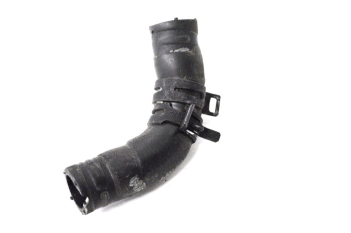 Furtun de lichid de răcire MERCEDES-BENZ E W212 2015 OEM: A6512032282 16894413